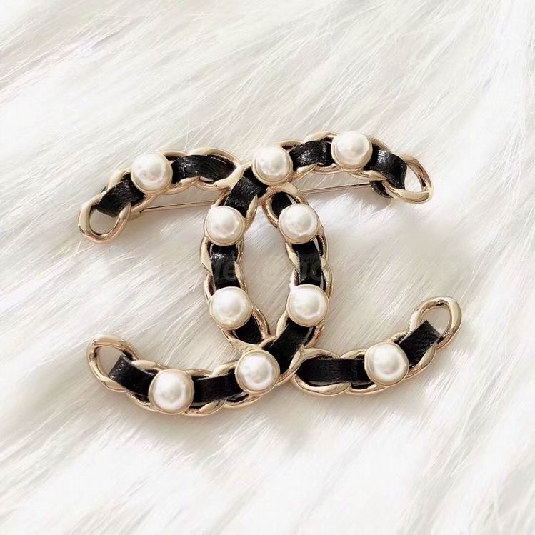 Chanel Brooch 414